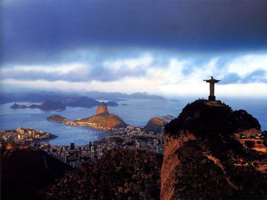 brazil-christ-the-redeemer-statue-9