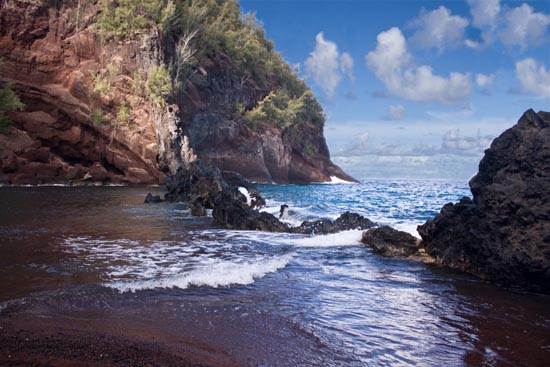 brown-sand-beach-hana-maui-hawaii-a18513930
