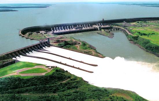 itaipu-dam-a-seven-wonder-of-the-world-brazil-14
