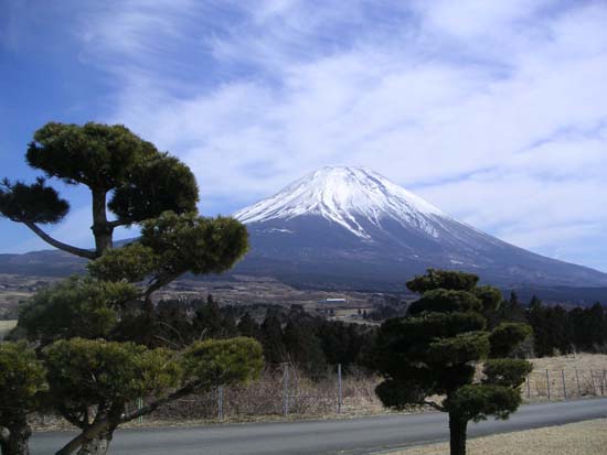 japan-mount-fuji-the-holy-mountain-8