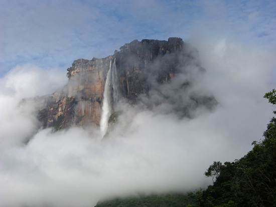 venezuela-the-worlds-highest-waterfall-14