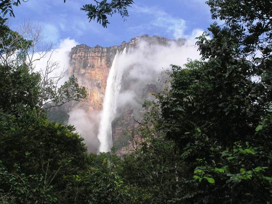 venezuela-the-worlds-highest-waterfall-15