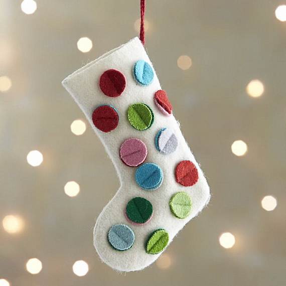 Elegant-Christmas-Stockings-Holiday-Crafts_22