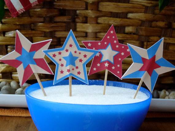 4th-of-July-Cupcakes-Decorating-Ideas-and-Cupcake-Wrappers_33