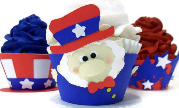 4th of July Cupcakes Decorating Ideas and Cupcake Wrappers