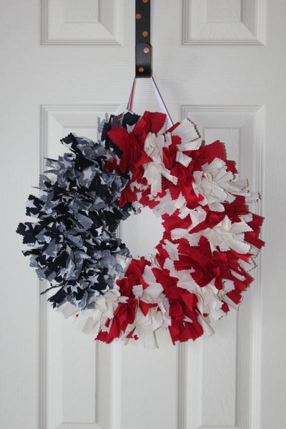 Cool-wreaths-for-Memorial-or-Labor-Day-_23