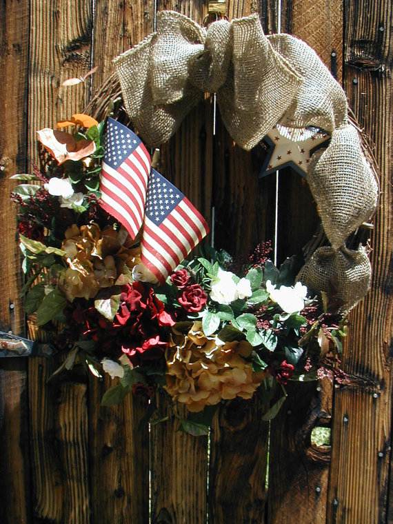 Cool-wreaths-for-Memorial-or-Labor-Day-_41