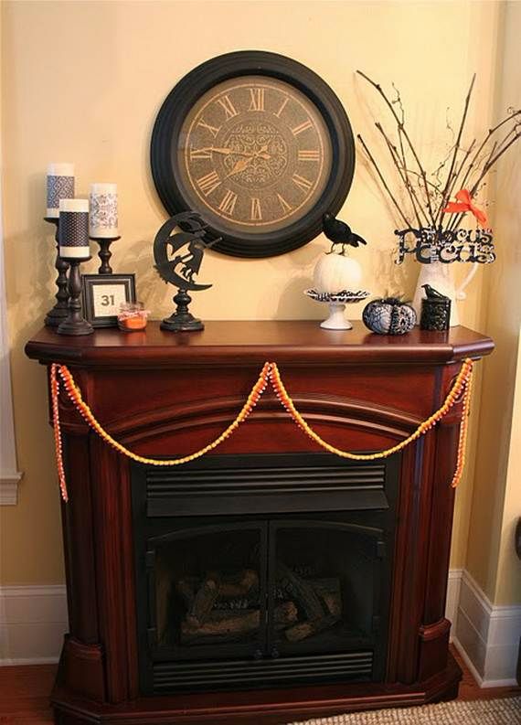 Great_-Halloween_-Fireplace_-Mantel_-Decorating_-Ideas__222