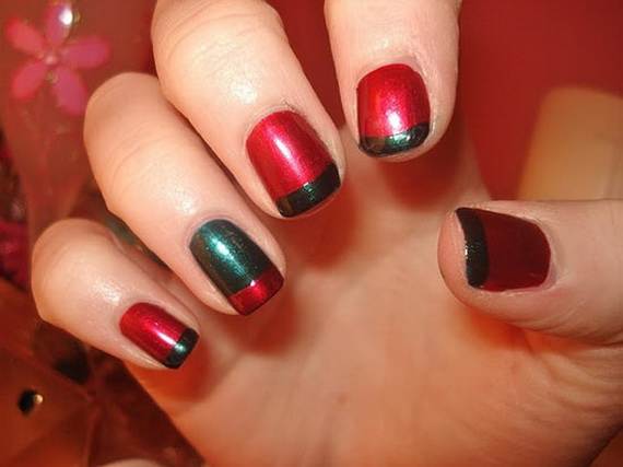 Best, Easy & Simple Christmas Nail Art designs & Ideas - family holiday