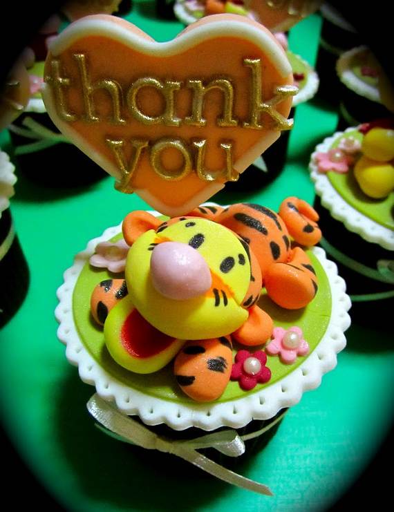 Winnie-the-Pooh-Cake-and-Cupcakes-Decorating-Ideas_38