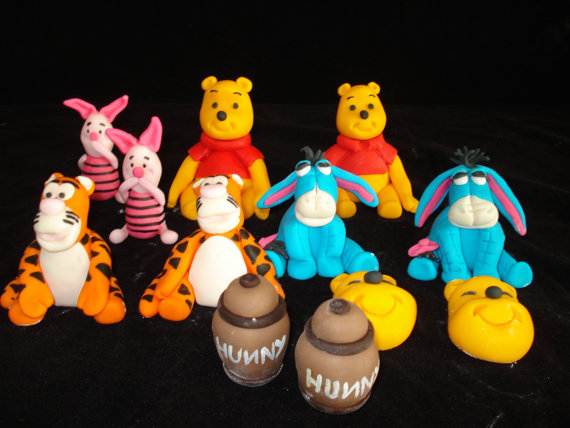 Winnie-the-Pooh-Cake-and-Cupcakes-Decorating-Ideas_72