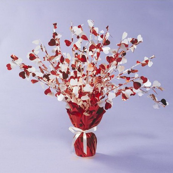Amazing- &-Easy- Homemade- Valentine’s- Day -Centerpieces- Ideas _50