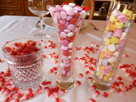 60-Cool -and -Beautiful- Valentine- Table -Decorating- Ideas _09