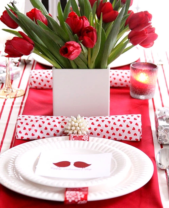 60-Cool -and -Beautiful- Valentine- Table -Decorating- Ideas _26