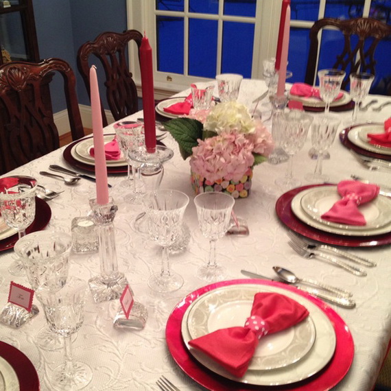 60-Cool -and -Beautiful- Valentine- Table -Decorating- Ideas _34