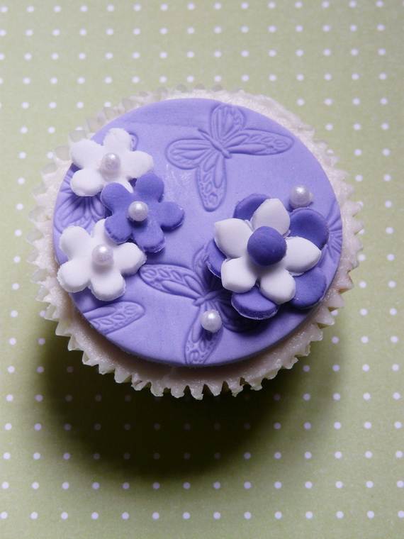 Celebrate-Mothers-Day-with-Decorating-Ideas-of-Cakes-Cupcakes-_50