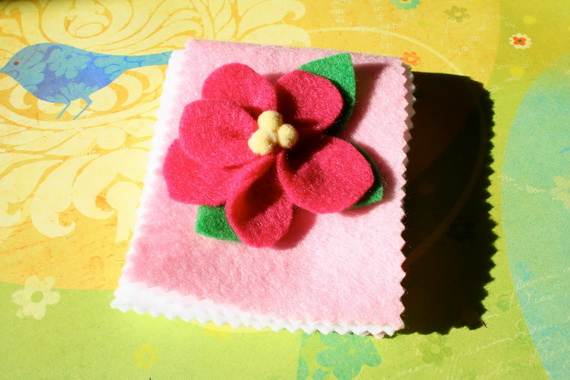 Homemade-Craft-Gift-Ideas-For-Mothers-Day_03