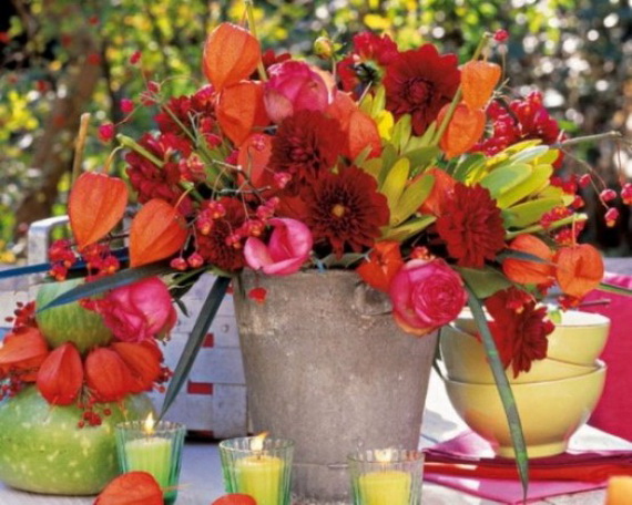 Cool Fall Flower Centerpiece and Flower Table  (29)