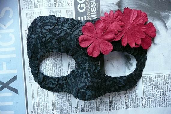 How-to-Make-a-Paper-Mache-Mask-With-a-Foil-Mold_26