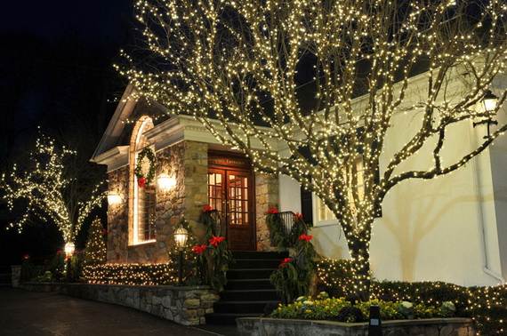 60-trendy-outdoor-christmas-decorations_48