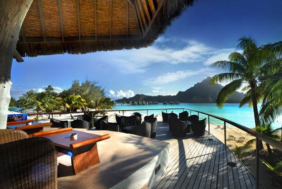 Best-Overwater-Bungalows-In-Tahiti-Le-Meridien-Bora-Bora-_11