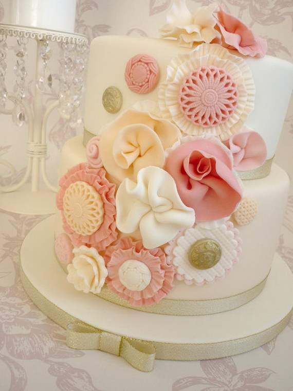 Spring-Cake-and-Cupcake-Decorating-Ideas-_39