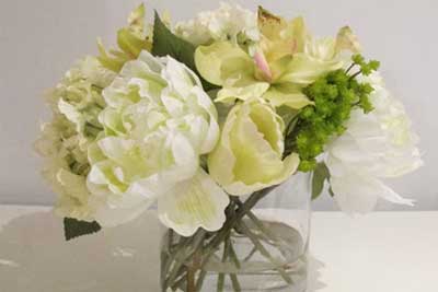 Stylish Spring and Easter 2014 Flower Arrangement Collections