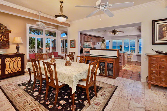 Jewel Of Hawaiian Lahaina Oceanfront Estate In Maui Offers Luxury At Its Best_31