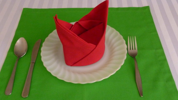 Creative Napkin Folds for Your Holiday Table (24)