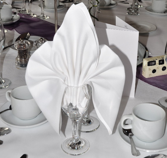Creative Napkin Folds for Your Holiday Table (28)