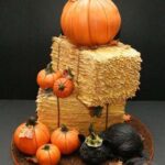 45-Edible-Decoration-Ideas-for-Halloween-Cakes-and-Cupcakes_07
