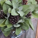 50-Eco-friendly-Holiday-Decorations-Made-of-Pine-Cones_02