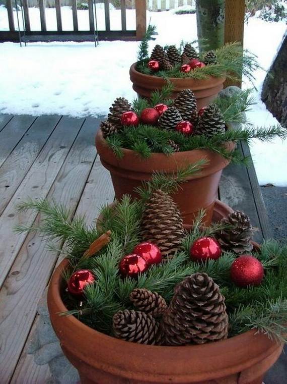40-Awesome-Pinecone-Decorations-For-the-holidays-41