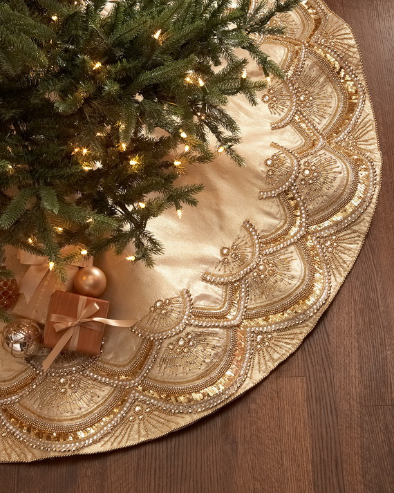 Creative Holiday In Gold Decorating Ideas_25