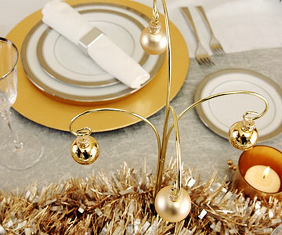 Creative Holiday In Gold Decorating Ideas_30