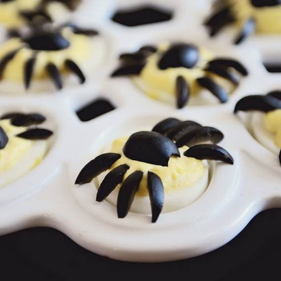 Creepy Halloween Ideas, 50 Edible Decorations for Halloween Party Table