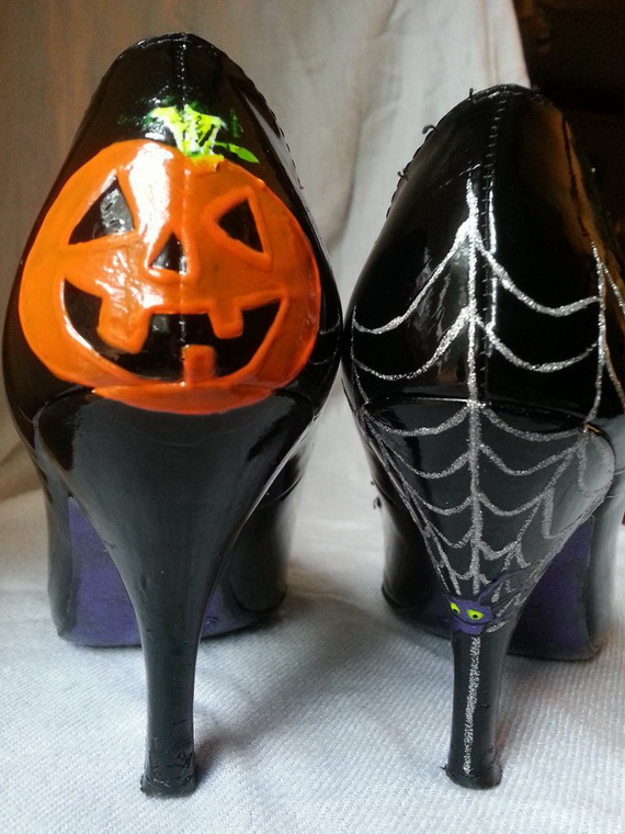 Gorgeous Halloween Wedding Shoes Inspirations For a Spooky Big Day_12