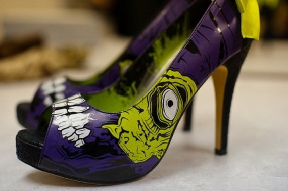 Gorgeous Halloween Wedding Shoes Inspirations For a Spooky Big Day_26