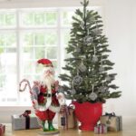 Traditional-And-Unusual-Christmas-Tree-Décor-Ideas_04