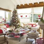 Traditional-And-Unusual-Christmas-Tree-Décor-Ideas_43