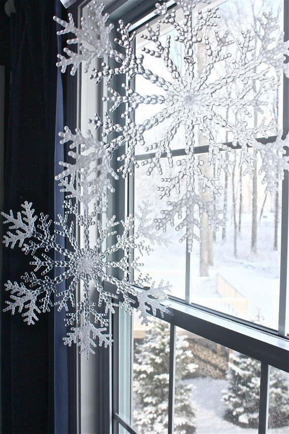 Creative Christmas Snowflake Decorating Ideas_044