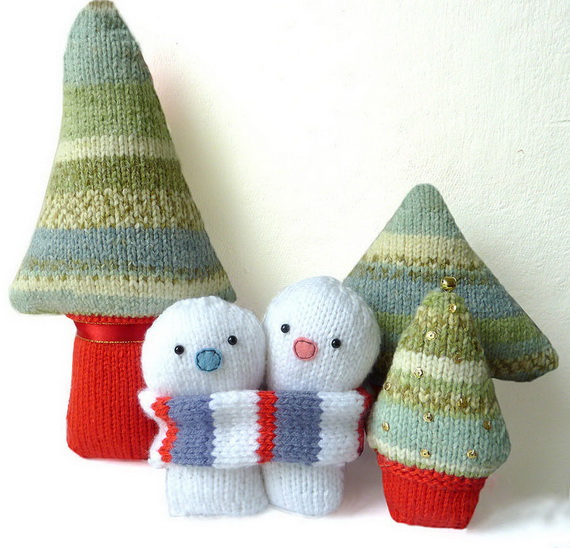 Cute And Cozy Knitted Christmas Decorations_60