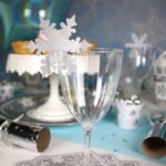 Snowflake-Christmas-Decoration-Ideas-26 (1)