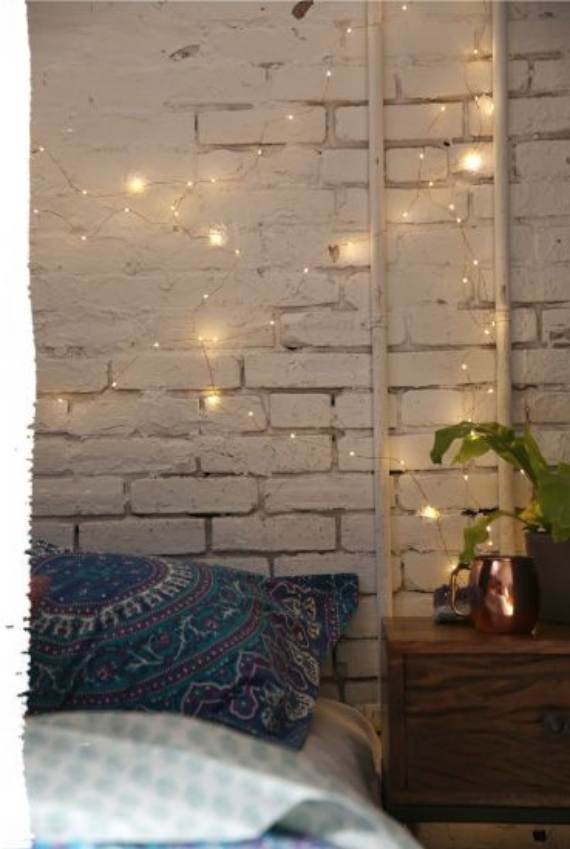 45-Atmospheric-Holiday-Decorating-Ideas-With-Fairy-Lights-26
