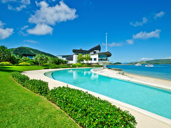Luxury Yacht Club Villa 6 Blending in With Sea Waters Hamilton Island, Queensland, Australia (5)