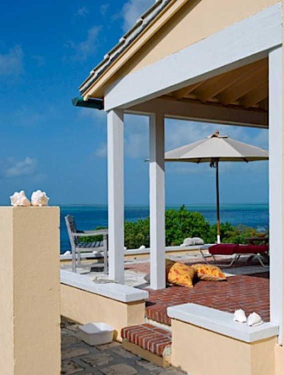 Living Large Within a Natural Paradise The Little Whale Cay in Bahamas (8)