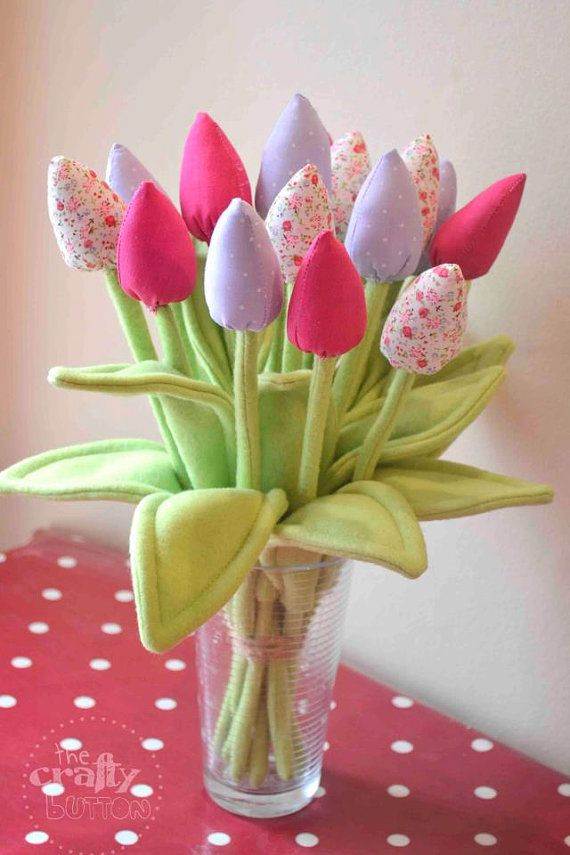 Simple-Spring-Flower-Arrangements-Table-Centerpieces-and-Mothers-Day-Gift-Ideas-12