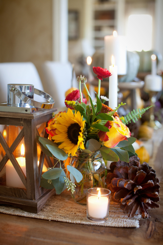 Warm and Inviting Thanksgiving Centerpiece Ideas  (19)