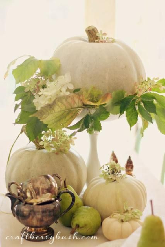 Warm and Inviting Thanksgiving Centerpiece Ideas  (23)