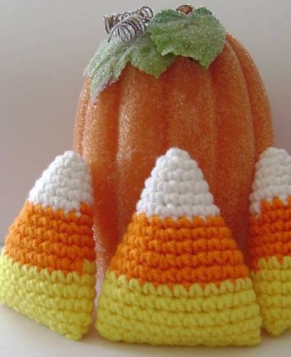 49-Candy-Corn-Crafts-Chic-Style-in-The-Halloween-Spirit-10